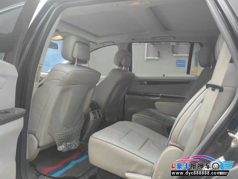 11年奔驰R轿车抵押车出售