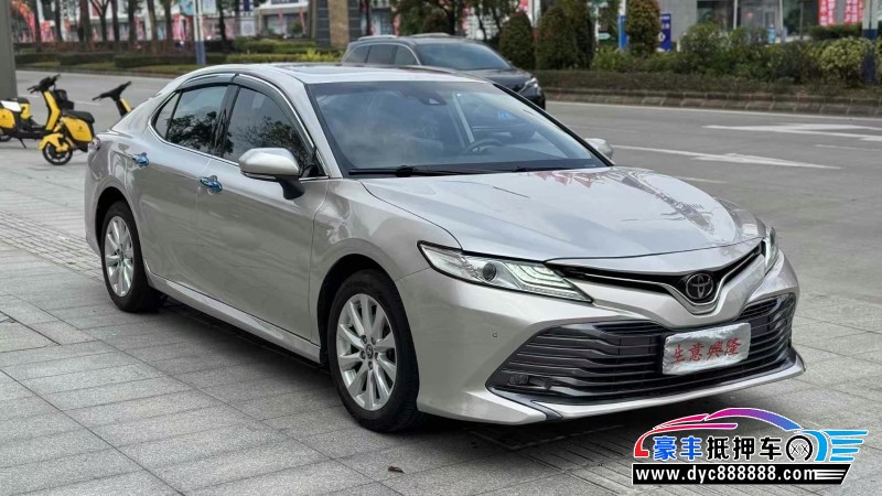 20年丰田凯美瑞轿车抵押车出售