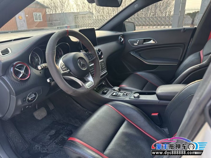 19年奔驰CLA级AMG轿车抵押车出售