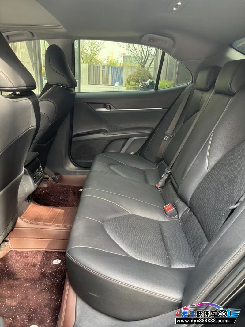 23年丰田凯美瑞轿车抵押车出售