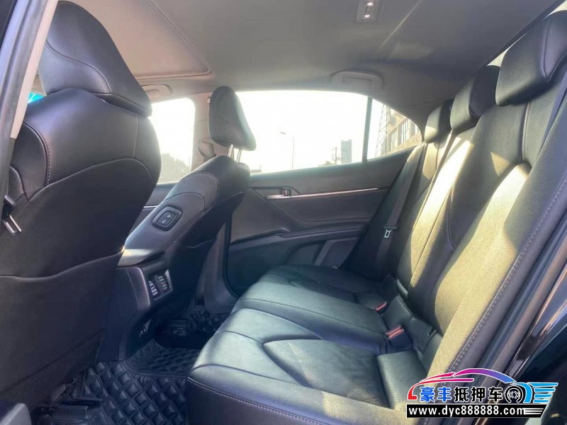 20年丰田凯美瑞轿车抵押车出售