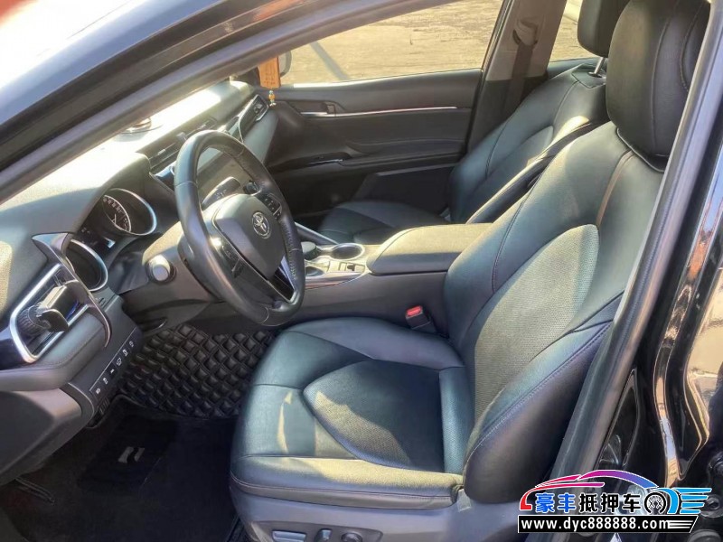 20年丰田凯美瑞轿车抵押车出售