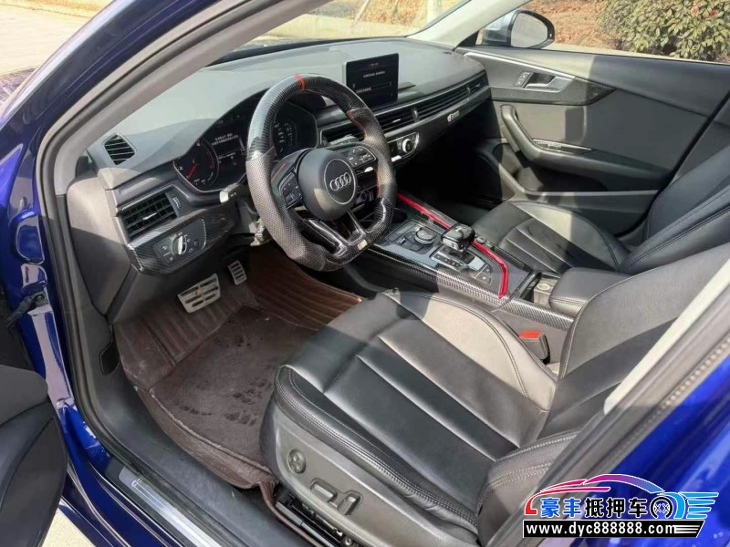 17年奥迪A4L轿车抵押车出售