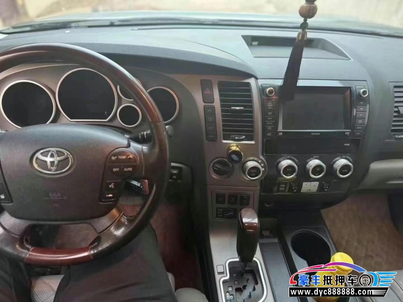 11年丰田红杉SUV抵押车出售