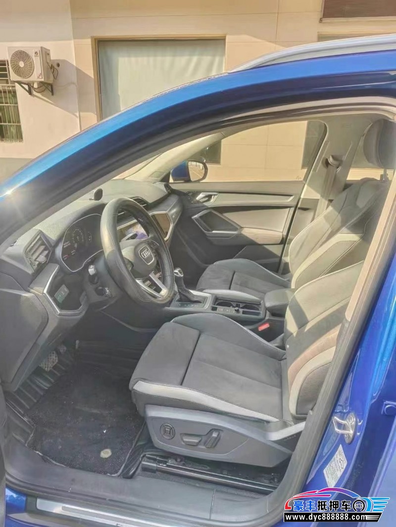 22年奥迪Q3轿车抵押车出售