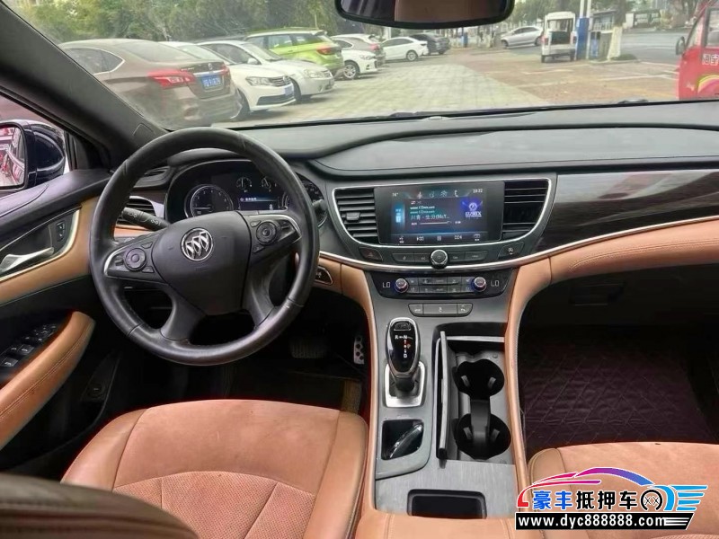 17年别克君越轿车抵押车出售