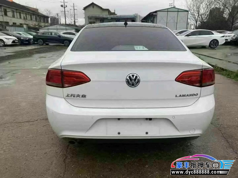 18年大众凌渡轿车抵押车出售