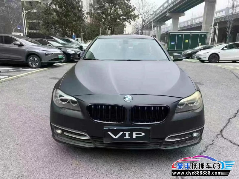 17年宝马5系轿车抵押车出售