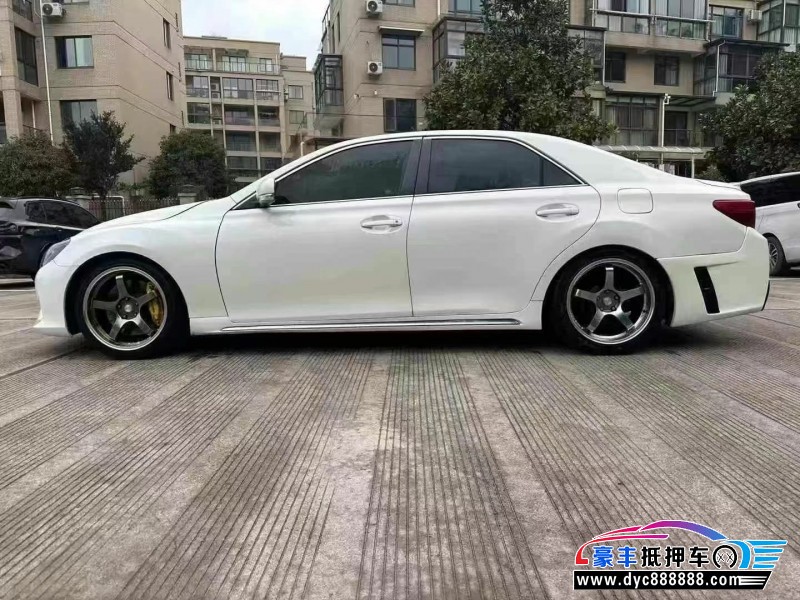 16年丰田锐志轿车抵押车出售