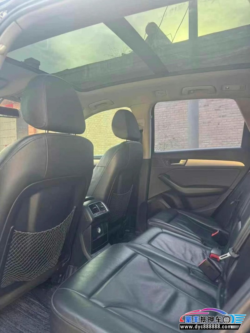 14年奥迪Q5轿车抵押车出售