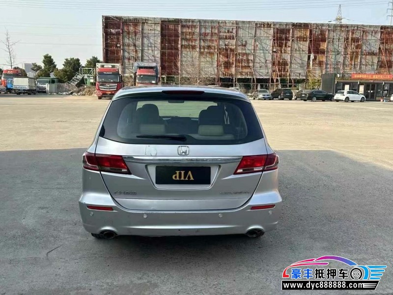 11年本田奥德赛轿车抵押车出售