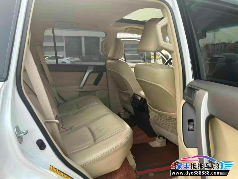 17年丰田普拉多（霸道）轿车抵押车出售