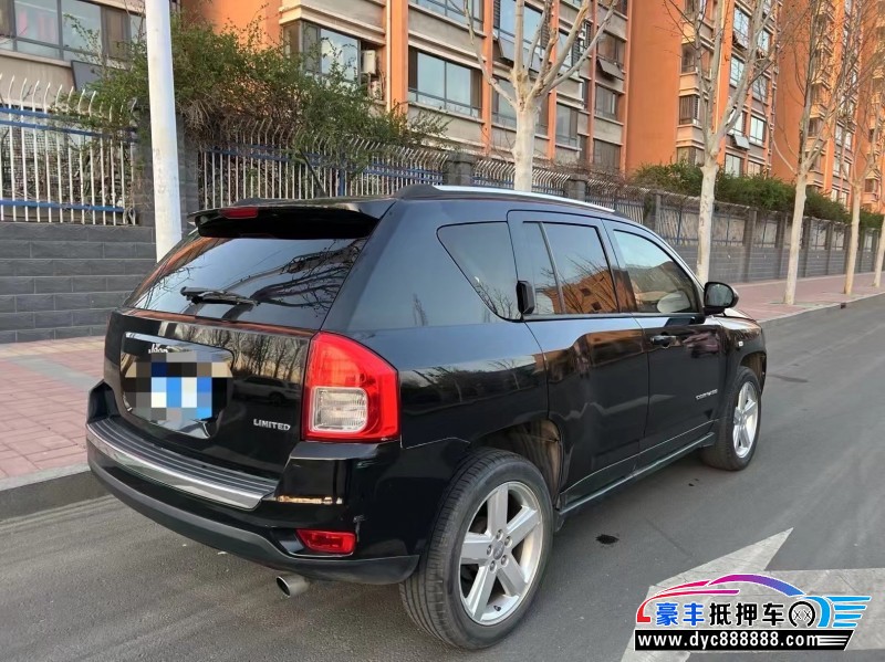 12年Jeep指南者轿车抵押车出售