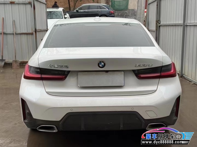 24年宝马3系轿车抵押车出售