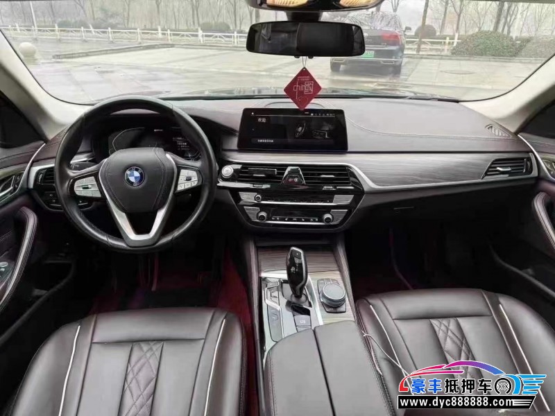 20年宝马5系轿车抵押车出售