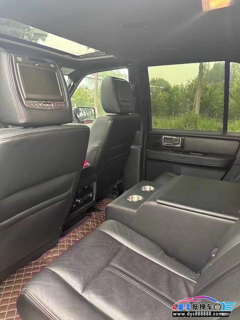 17年林肯领航员轿车抵押车出售