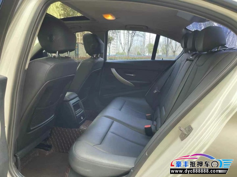 15年宝马3系轿车抵押车出售