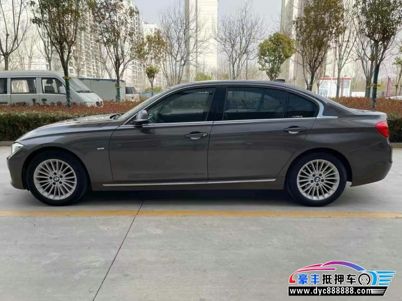 13年宝马3系轿车抵押车出售