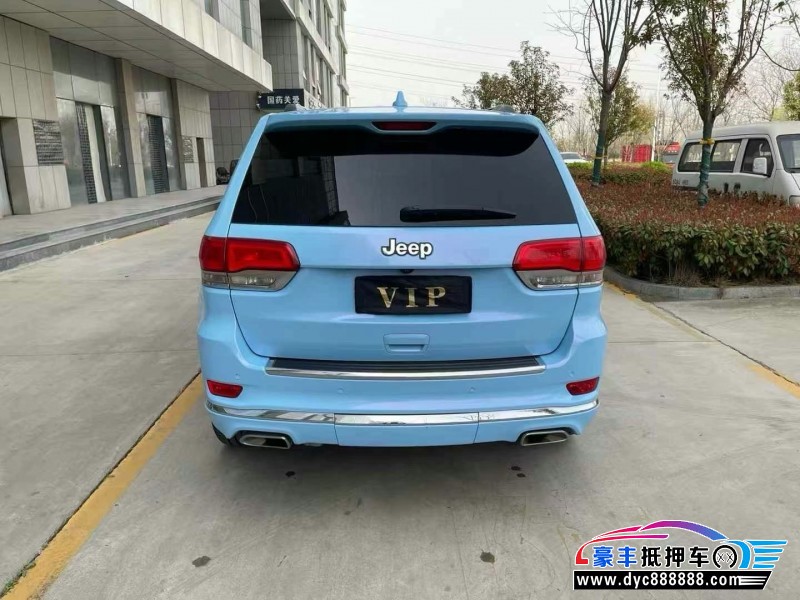 13年Jeep大切诺基轿车抵押车出售