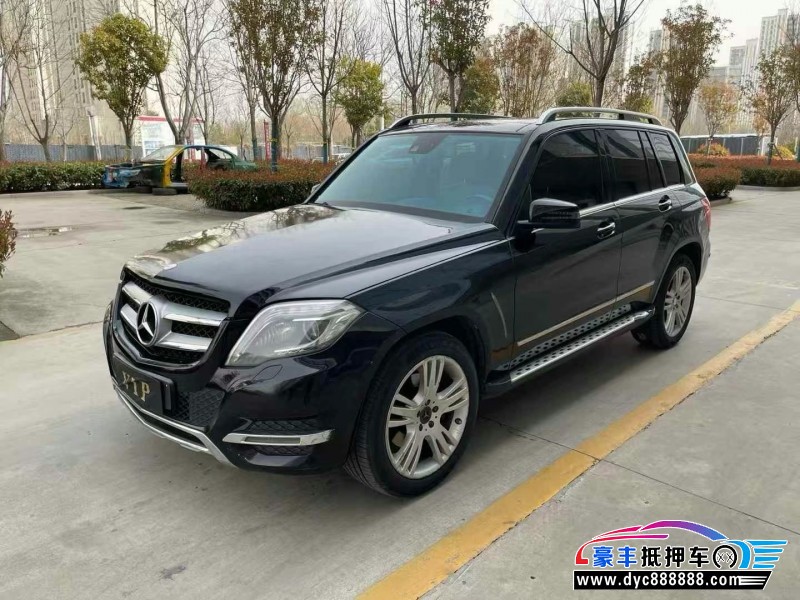13年奔驰GLK轿车抵押车出售