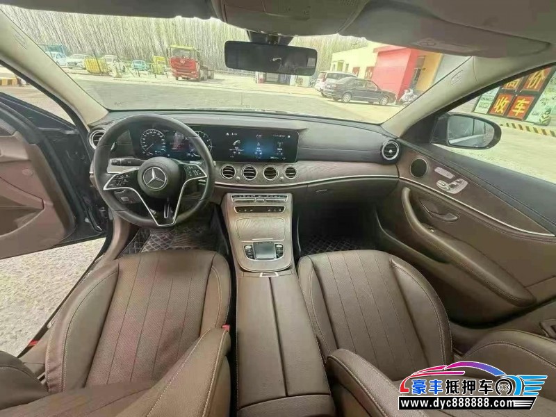 23年奔驰E轿车抵押车出售