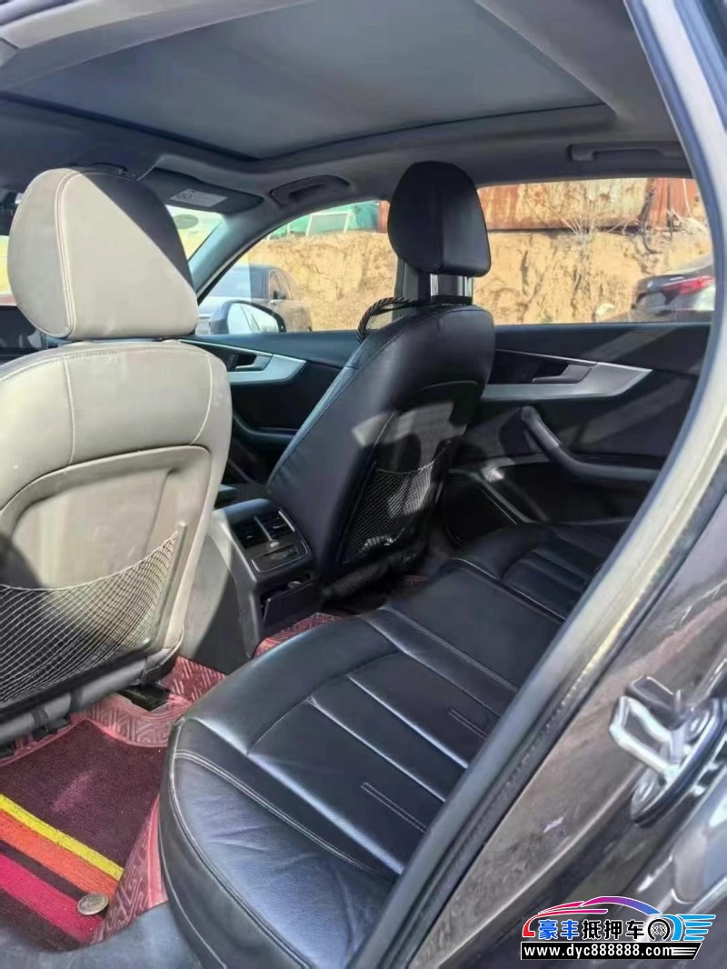 17年奥迪A4轿车抵押车出售