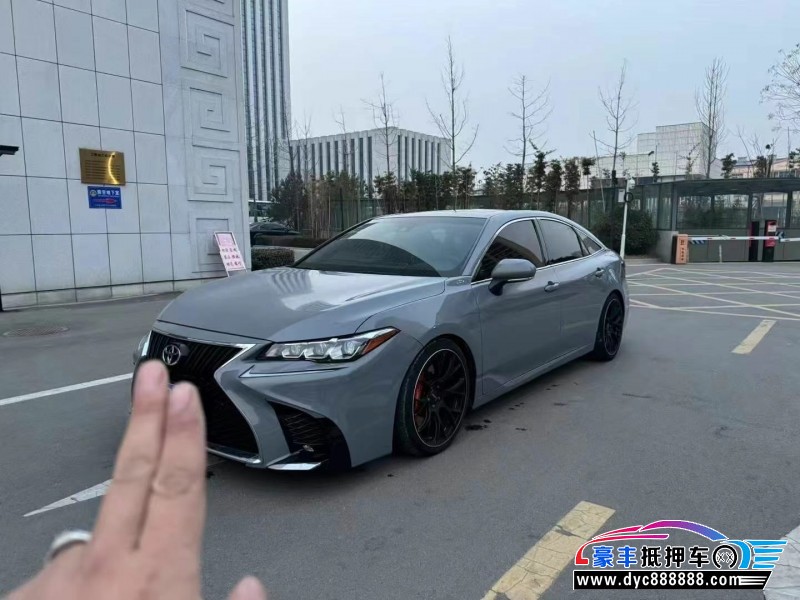 20年丰田亚洲龙轿车抵押车出售