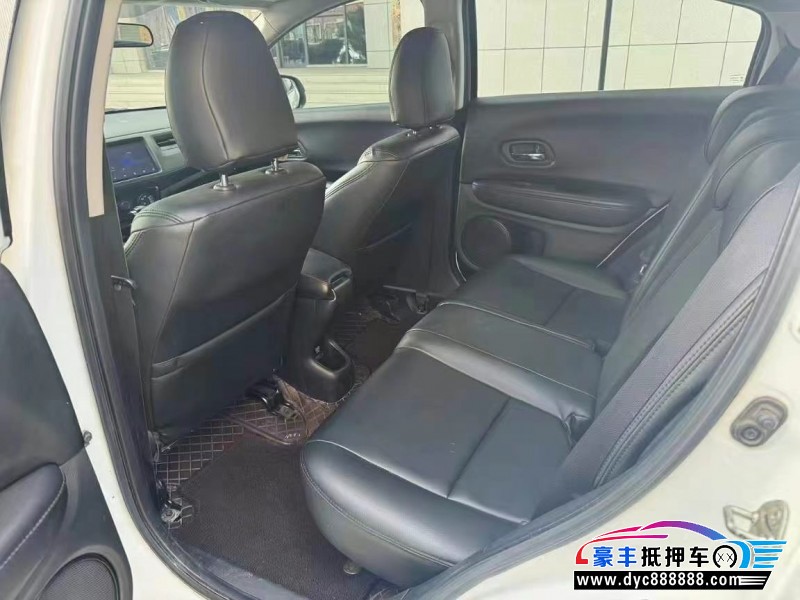 16年本田缤智轿车抵押车出售