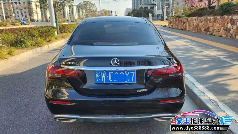 21年奔驰E轿车抵押车出售