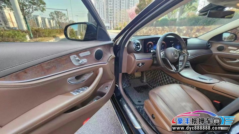 21年奔驰E轿车抵押车出售