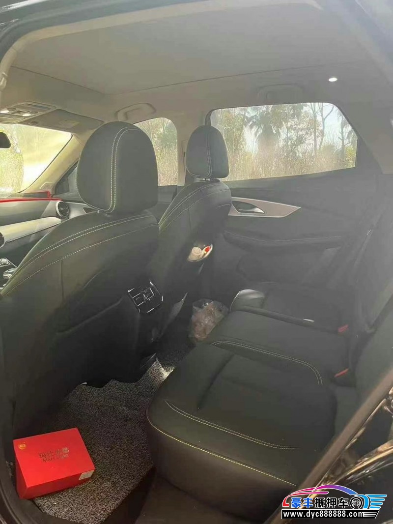 24年东风风行T5轿车抵押车出售