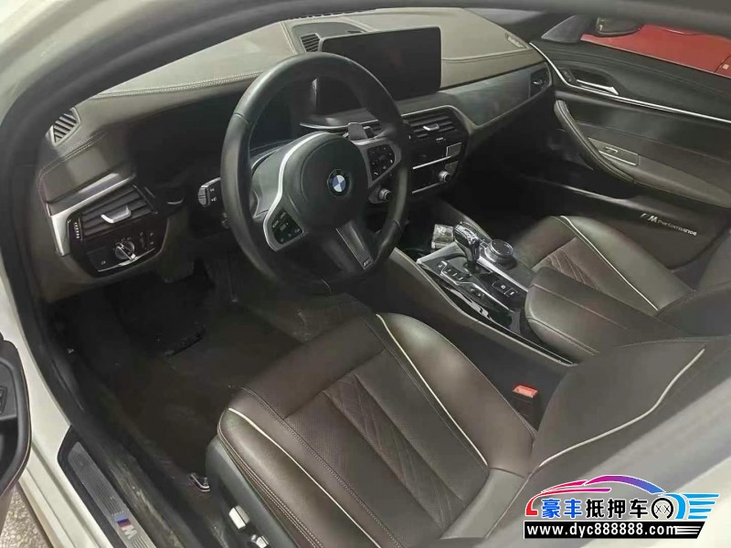 22年宝马5系轿车抵押车出售