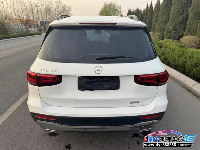 22年奔驰GLB轿车抵押车出售