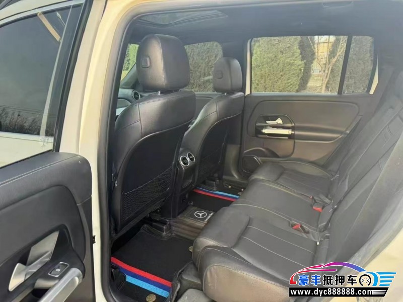 22年奔驰GLB轿车抵押车出售