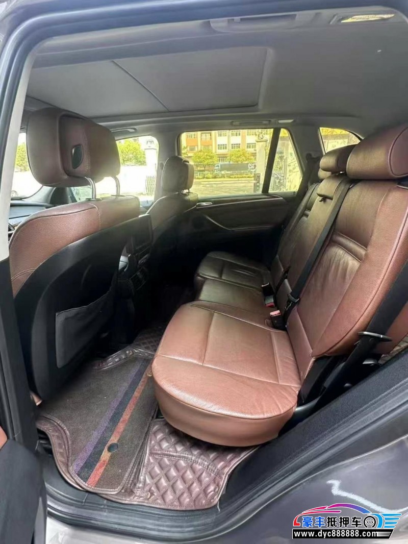 11年宝马X5轿车抵押车出售