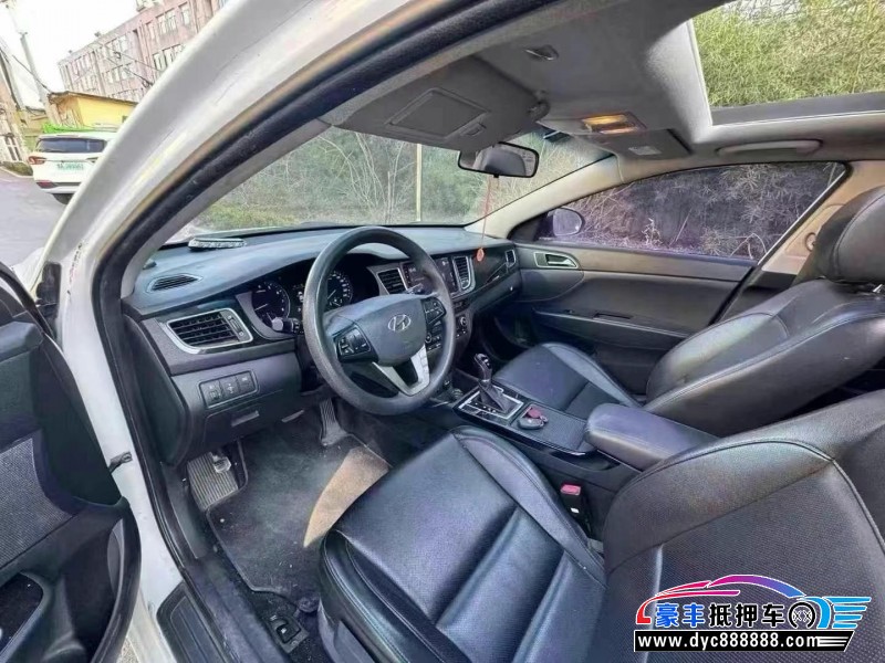 14年现代名图轿车抵押车出售