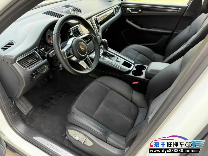 16年保时捷Macan迈凯轿车抵押车出售