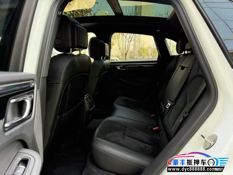 16年保时捷Macan迈凯轿车抵押车出售