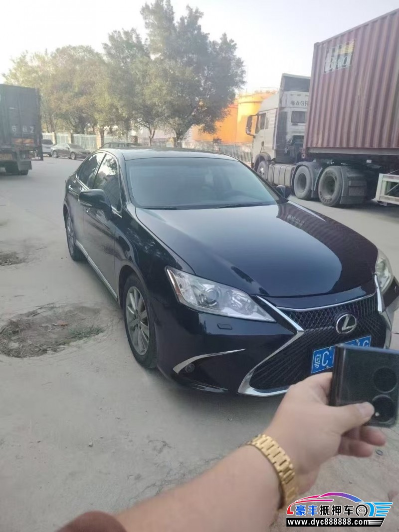 11年雷克萨斯ES轿车抵押车出售