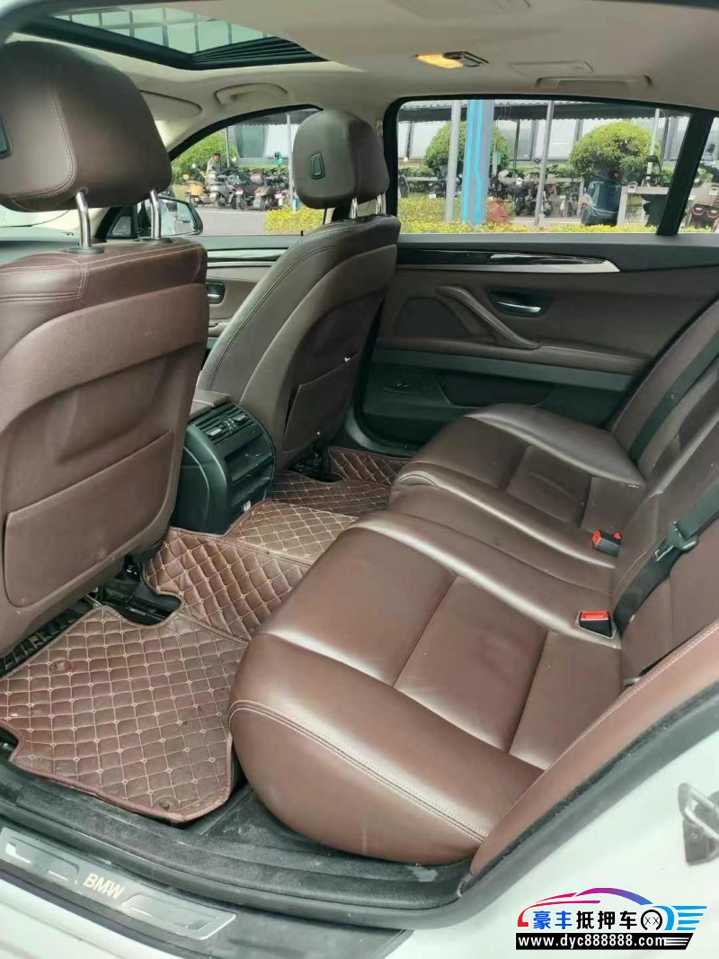 16年宝马5系轿车抵押车出售