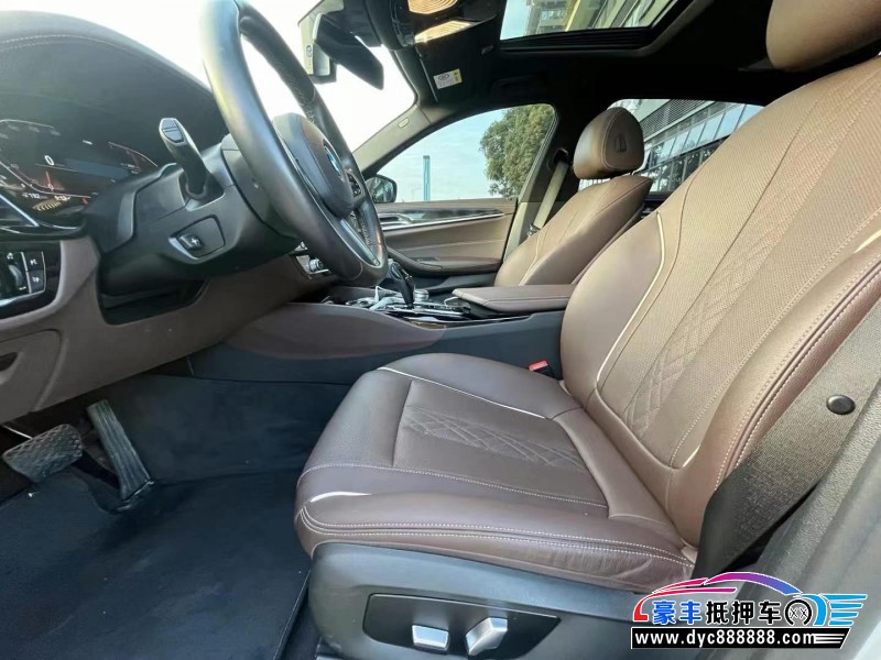 21年宝马5系轿车抵押车出售