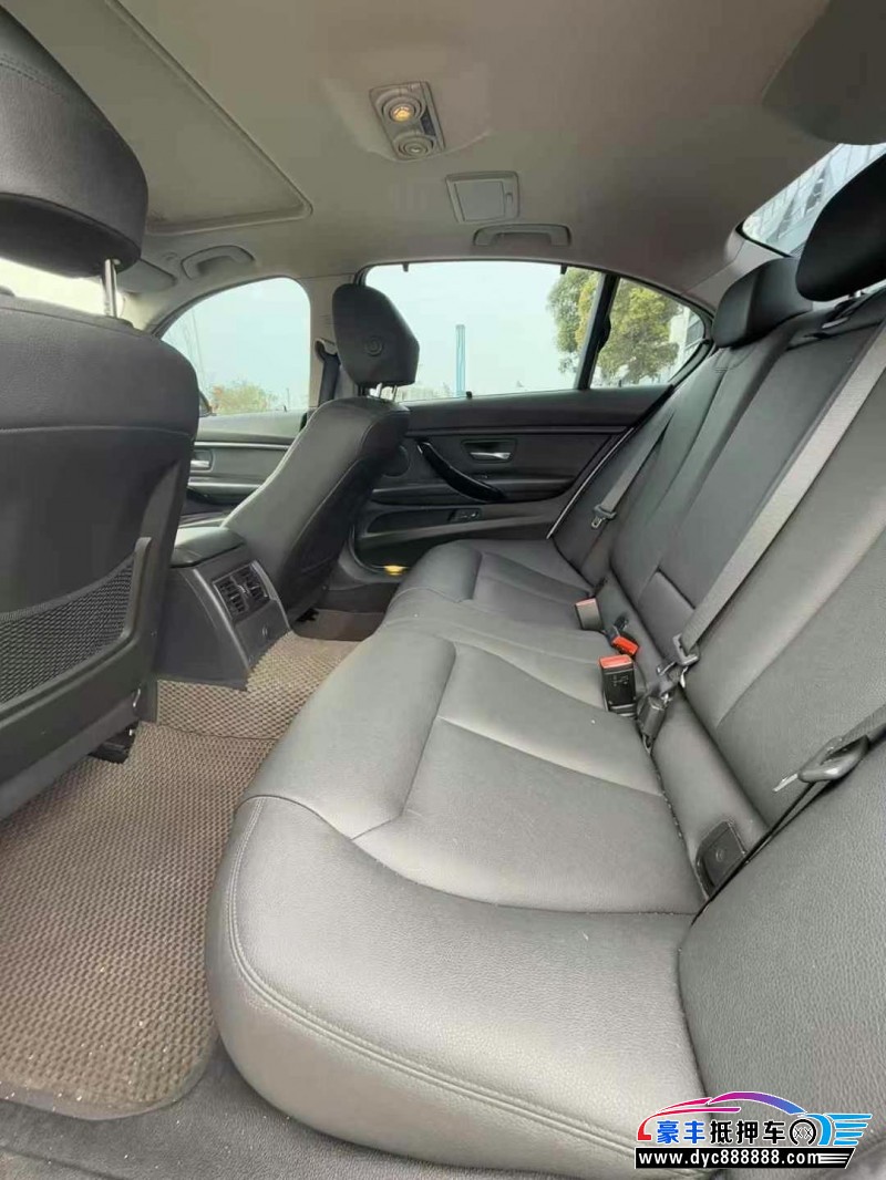 16年宝马3系轿车抵押车出售