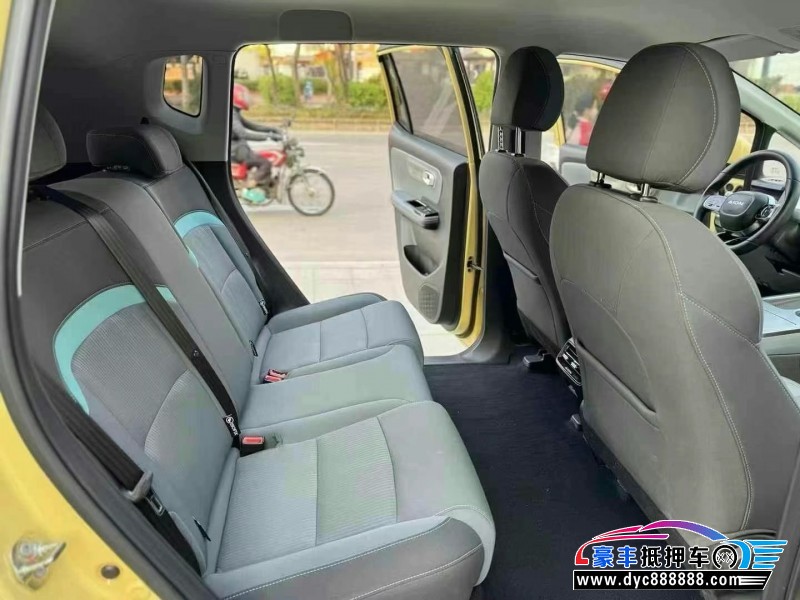 24年埃安Y70轿车抵押车出售