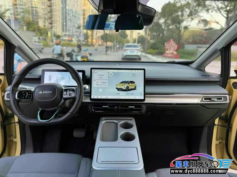 24年埃安Y70轿车抵押车出售