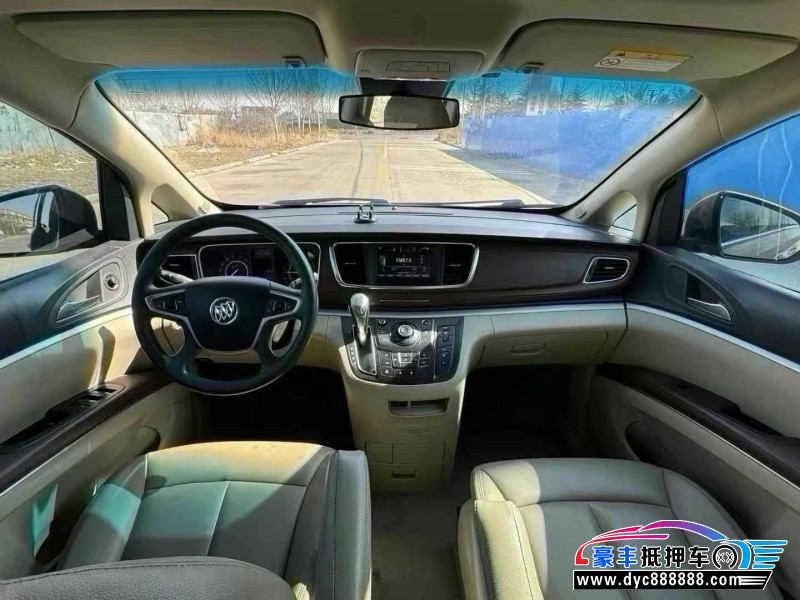 20年别克GL8轿车抵押车出售