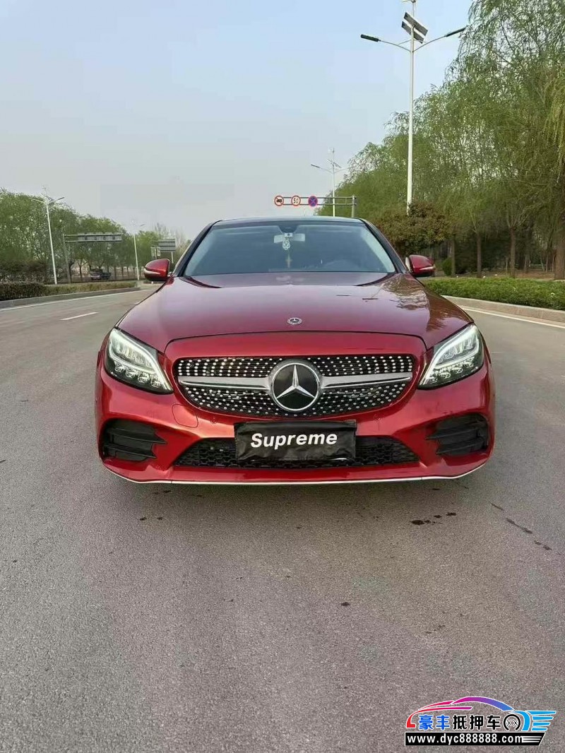 19年奔驰C轿车抵押车出售