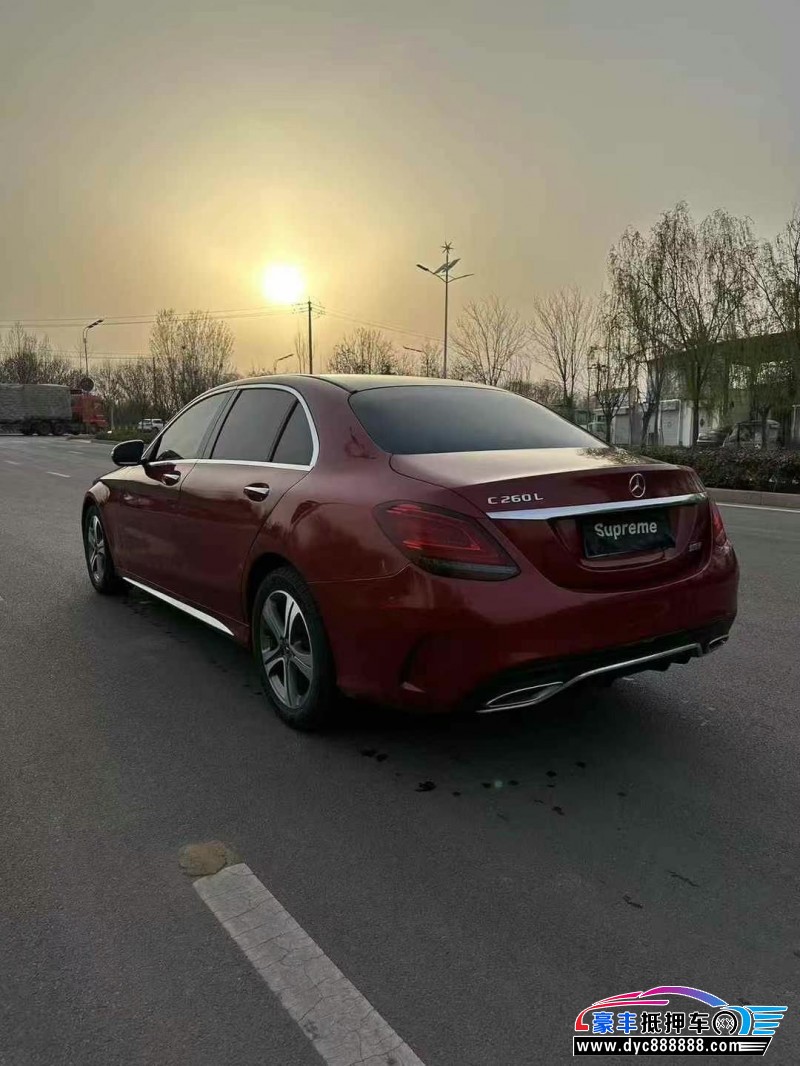 19年奔驰C轿车抵押车出售
