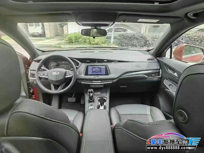 23年凯迪拉克XT4轿车抵押车出售