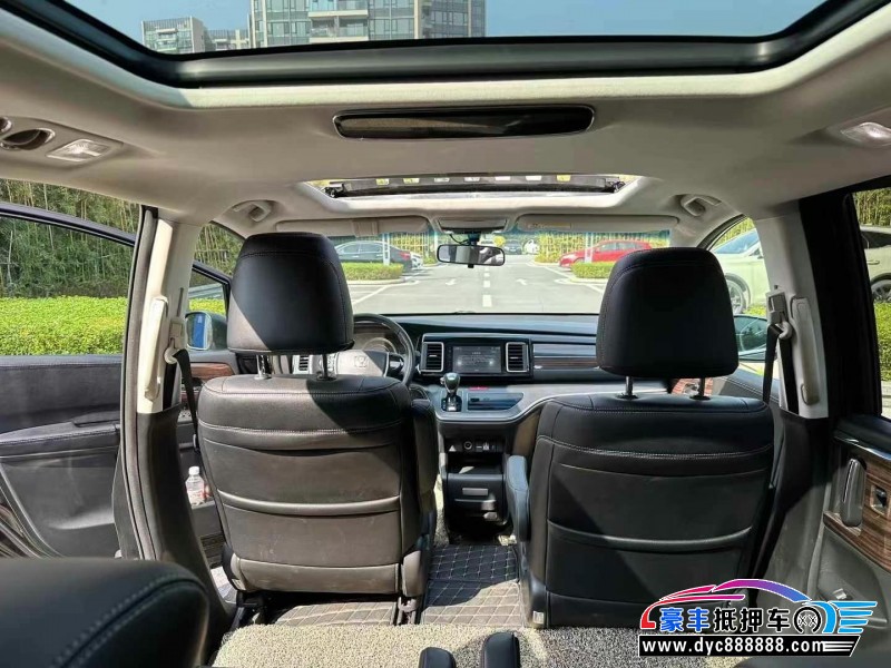 20年本田艾力绅轿车抵押车出售