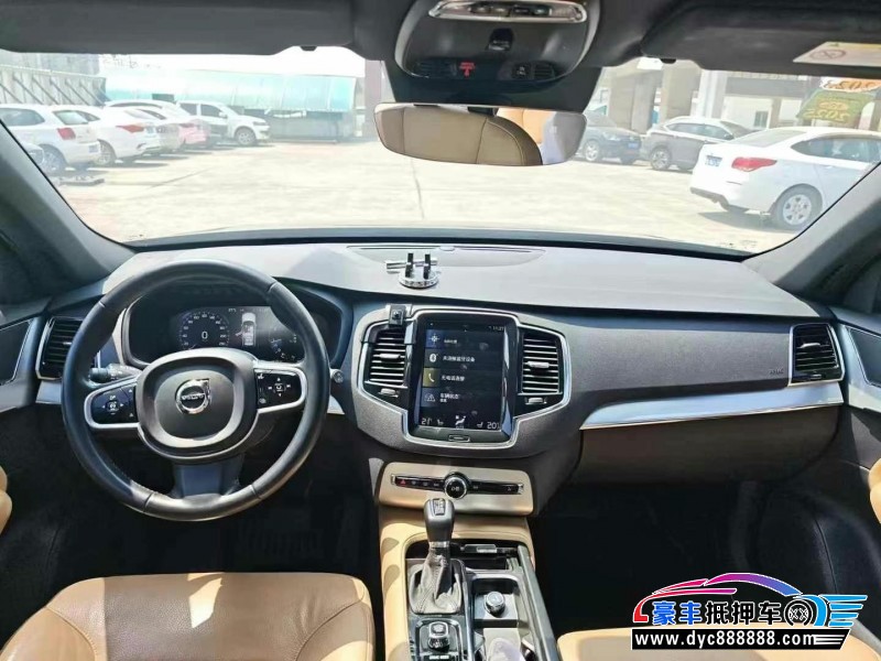 17年沃尔沃XC90轿车抵押车出售